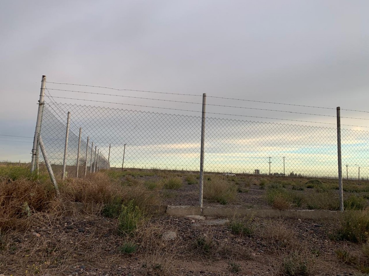 Venta terreno en PARQUE INDUSTRIAL CENTENARIO - NEUQUEN