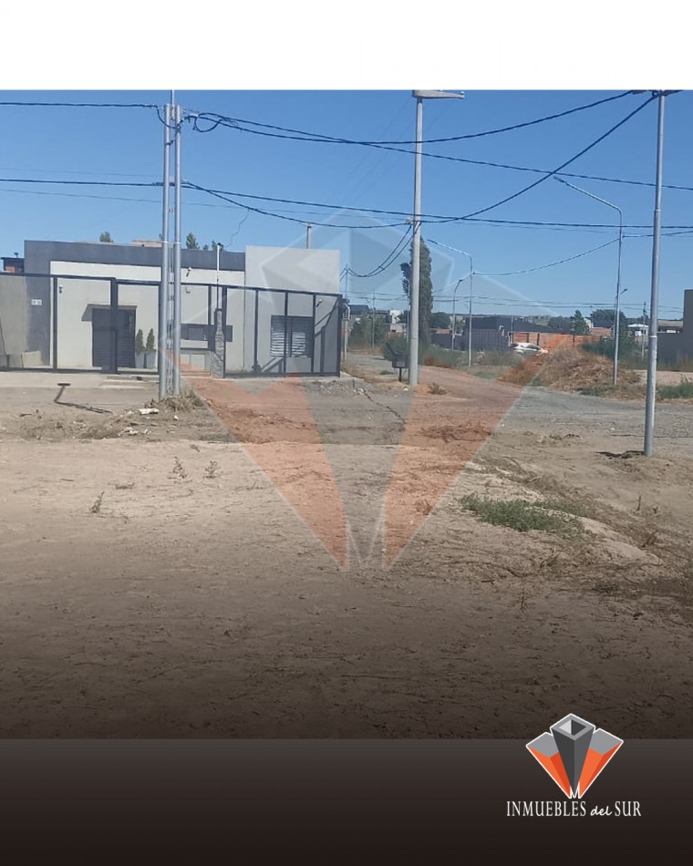 VENTA AMPLIO LOTE 
